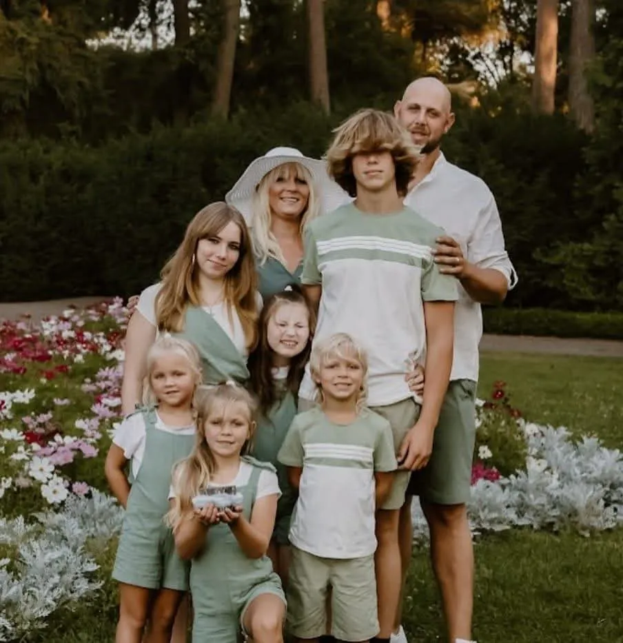 The Crow Family - Owners of Crows Quality Fencing