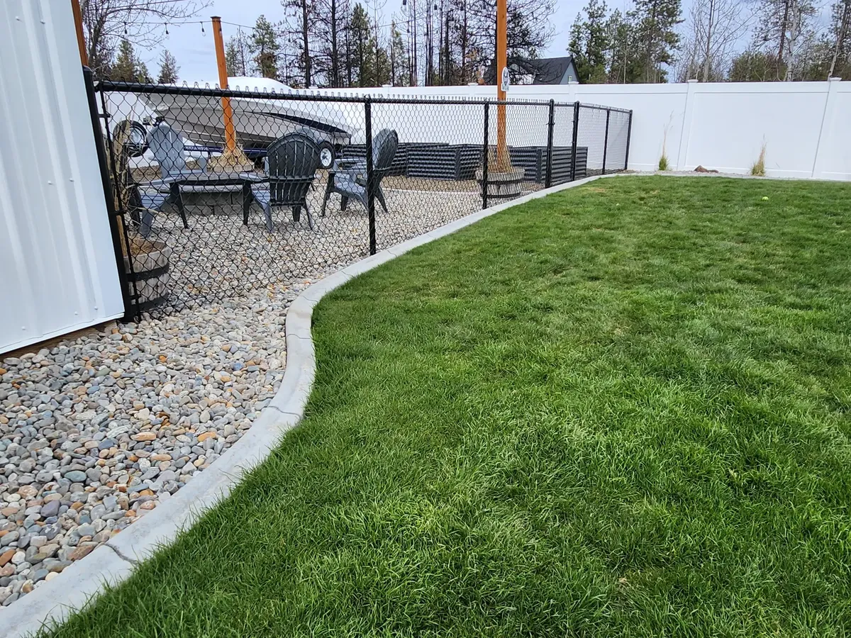 Master Built Vinyl Coated3ft Chain Link in Colbert, WA