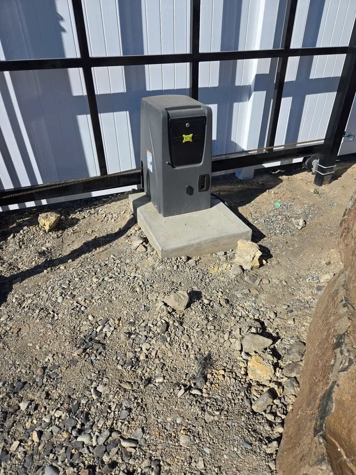 Master Crafted Automated Gate Opener in Mead, WA
